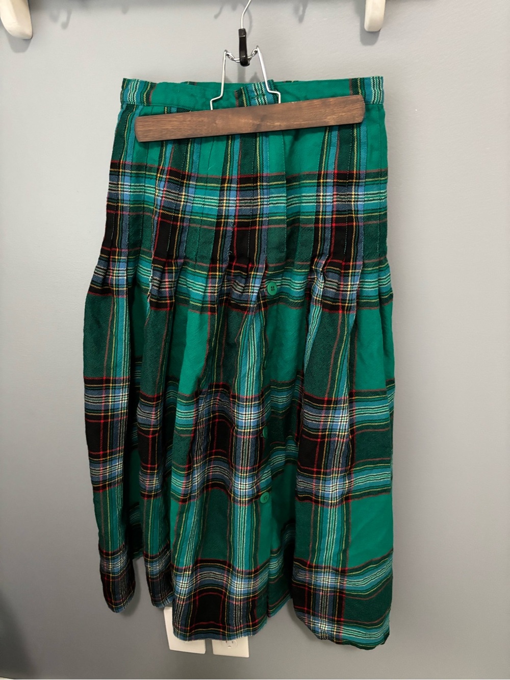 Vintage Surrey Classics Canada Green Plaid A-Line 100% Wool Skirt